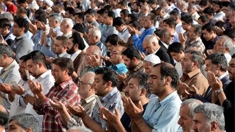 مع حلول عيد الفطر.. تعرف علي كيفية أداء صلاة العيد وعدد تكبيراتها