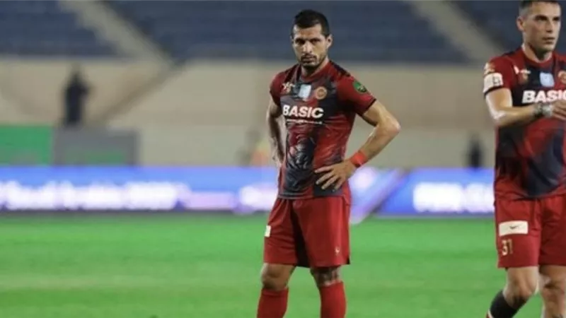 طارق حامد يبصم على هدف مميز في نقطة التعادل بين ضمك والفتح