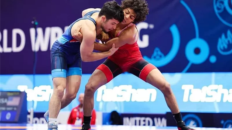 هروب بطل مصر في المصارعة.. قصة اللاعب المنشق أحمد بغدودة
