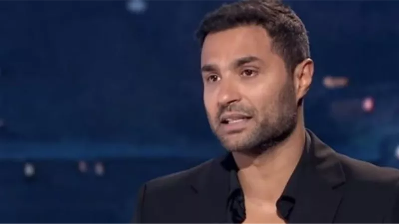 كريم فهمي يكشف معاناته مع الحسد.. أموت وأعرف مين مركز معايا