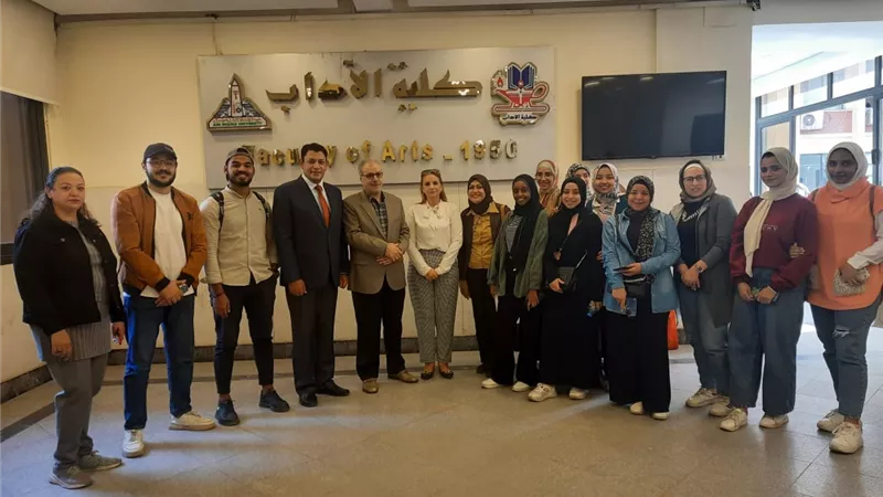 ورشة عمل مجانية حول الترجمة الفورية بين الفارسية والعربية بآداب عين شمس