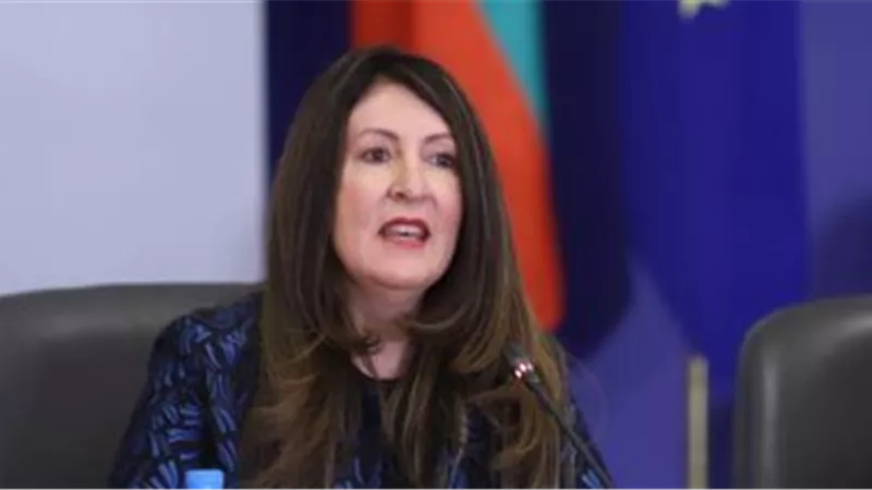 السفيرة الأمريكية بالقاهرة: مصر تحقق جهود كبيرة من أجل استقرار المنطقة