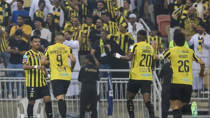 فيفا يلجم اتحاد جدة.. منع تسجيل اللاعبين في الانتقالات الصيفية