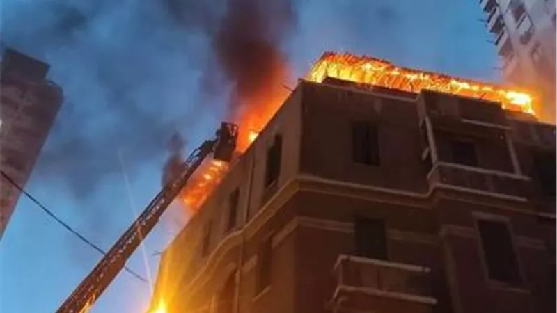 مصرع 5 أشخاص من أسرة واحدة في حريق شقة بالإسكندرية