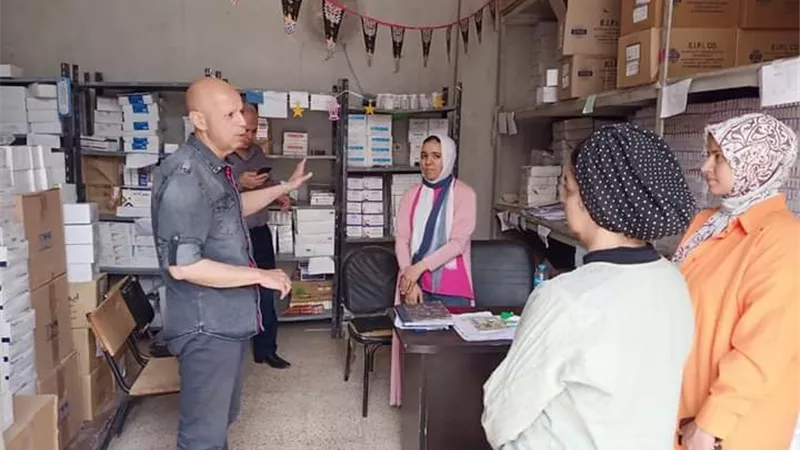 تزامناً مع الموجه الحاره..مسعود يطمئن على تأمين مخازن التموين الدوائي بالزقازيق