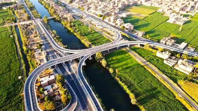 عبر الواتساب.. هيئة الطرق والكباري تتلقي شكاوي وبلاغات المواطنين