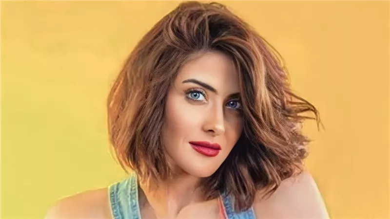 بدلًا من نسرين طافش.. هيدي كرم ضمن فريق عمل فيلم 