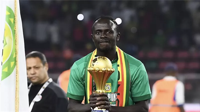 نجم منتخب السنغال يشدو بالتفاؤل: أمم إفريقيا 2023 على الأبواب