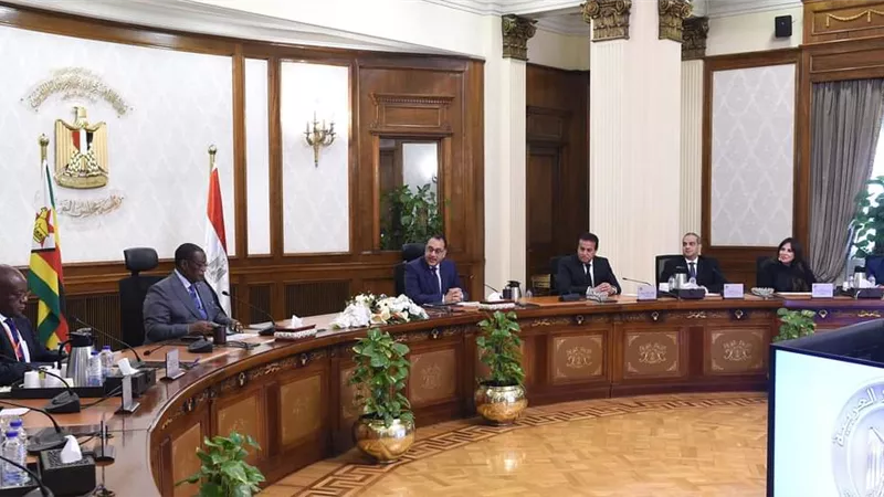 مدبولي يلتقي نائب رئيس الجمهورية ووزير الصحة في زيمبابوي   