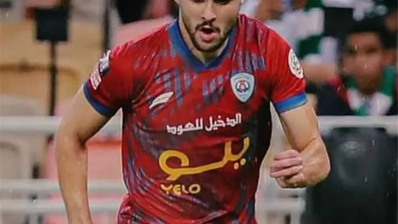 حقيقة مفاوضات الزمالك مع الجزائري الطيب المزياني