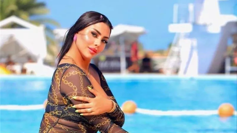 الاقتصادية تؤجل محاكمة الراقصة حورية بالإسكندرية