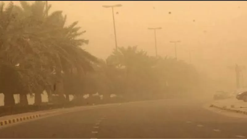 تقلبات جوية ورياح مثيرة للأتربة تضرب العاصمة