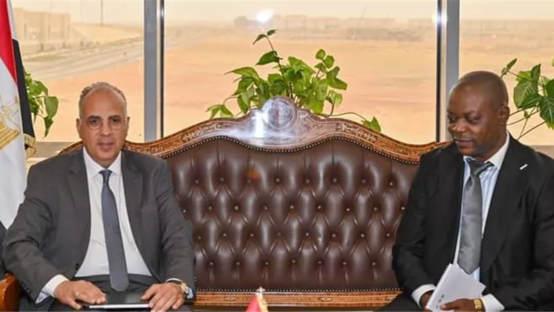 سويلم يستقبل ممثل وزيرة البيئة الكونغو الديمقراطية بالعاصمة