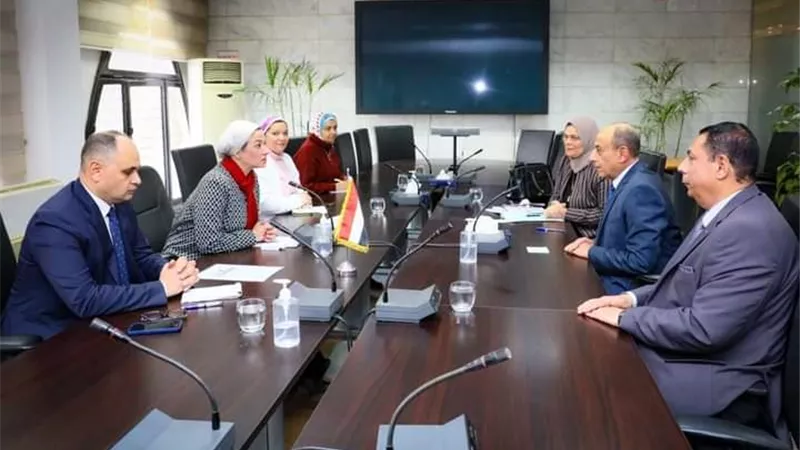 وزيرا البيئة والطيران المدني يوقعان بروتوكولا للتعاون لدعم العمل البيئي