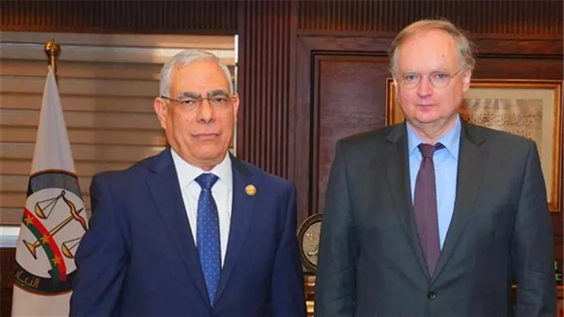النائب العام يبحث تطوير آليات مكافحة جريمة المنظمة العابرة للحدود الوطنيه