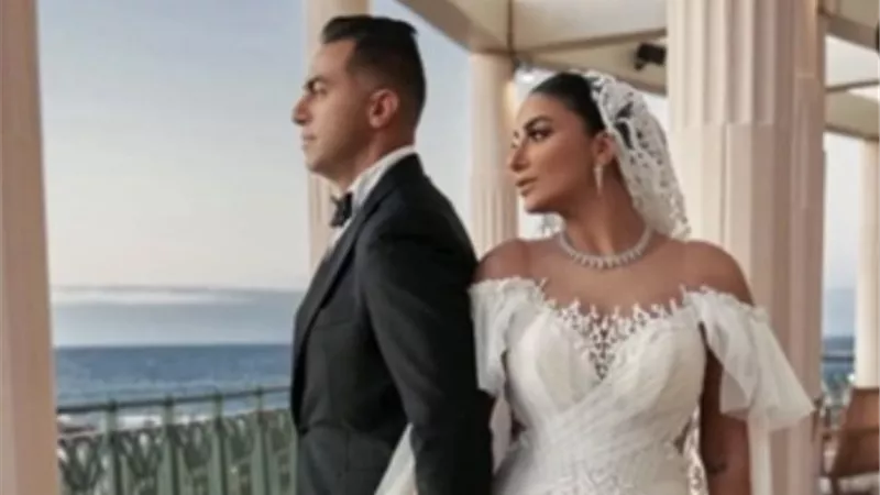 جوري بكر تُشعل السوشيال ميديا بعد طلاقها.. حقيقة أم ترند