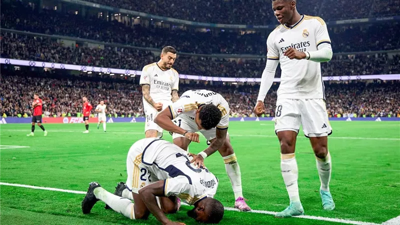 تألق روديجير يؤمن لريال مدريد الصدارة في مباراة مثيرة أمام مايوركا
