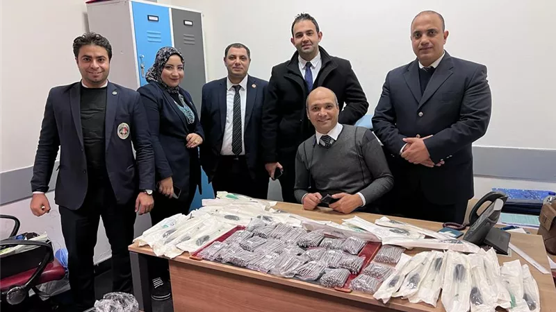 سلطات جمارك القاهرة تفشِل محاولة تهريب مستلزمات جراحة العظام.. اعرف التفاصيل 
