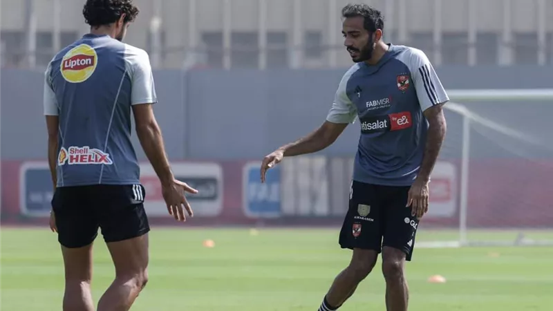 نجم الأهلي يقترب من المشاركه أساسياً  أمام صن داونز