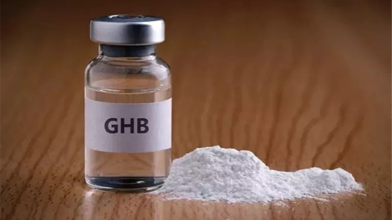 بعد واقعة سفاح التجمع.. ما هو عقار GHB؟ وما تأثيره؟