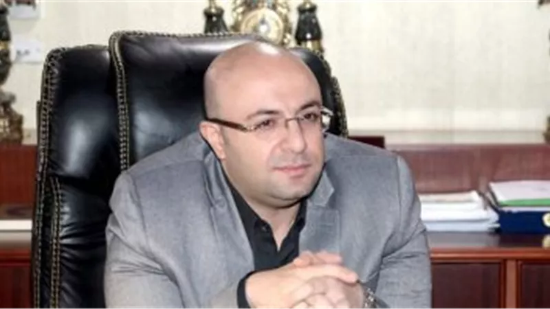محافظ بني سويف يناقش جهود قطاع الزراعة في ملفات توزيع كارت الفلاح والزراعات والسدة الشتوية 