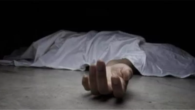 بالبكاء والعويل.. والدة قاتل نيرة أشرف تتسلم جثته
