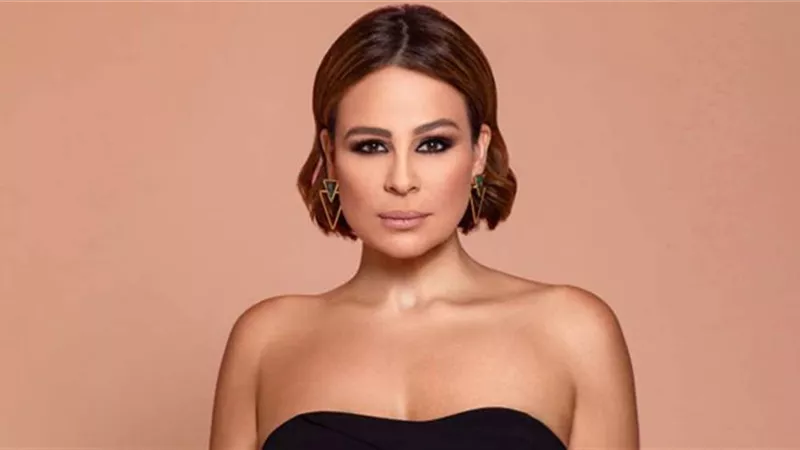 كارول سماحة تحمس جمهورها للألبوم الجديد: شيء ملحمي