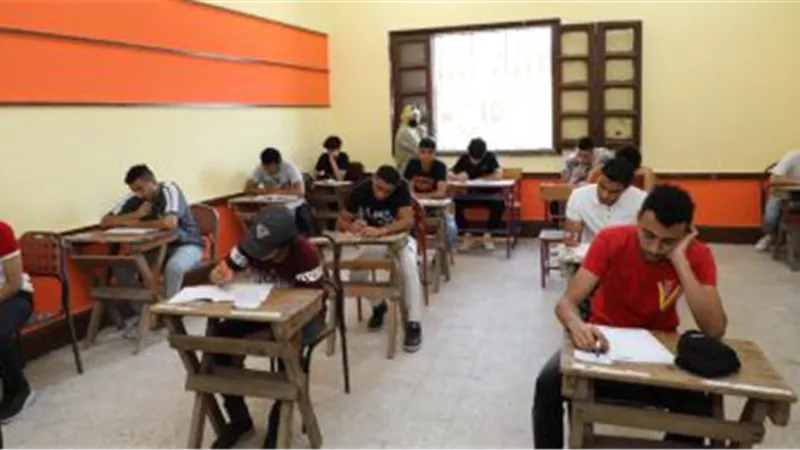 بدء امتحان اللغة الأجنبية الثانية لطلاب الثانوية العامة 