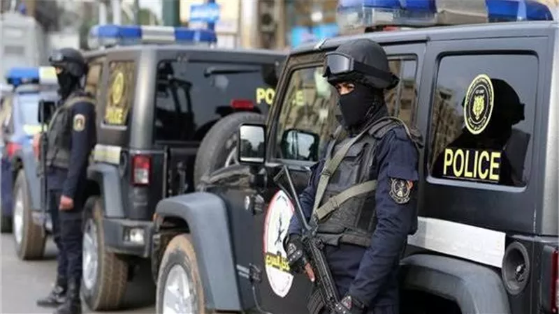 كواليس استيلاء مجهولين على مبلغ مالي من أحد الأشخاص في الجيزة