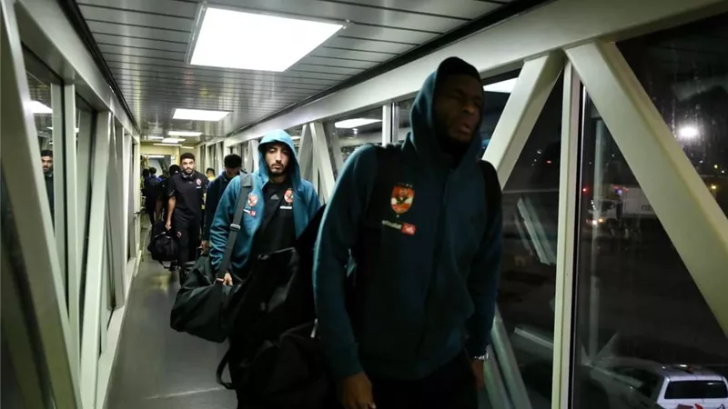 المارد الاحمر يصل إلى جنوب إفريقيا استعدادًا لمواجهة صن داونز