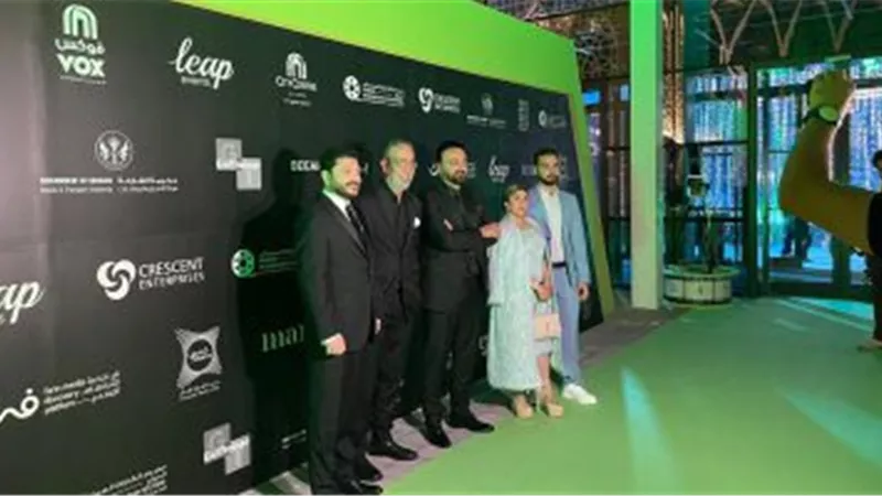 مدحت العدل وسامر المصرى في فعاليات ختام مهرجان الشارقة السينمائى للأطفال والشباب