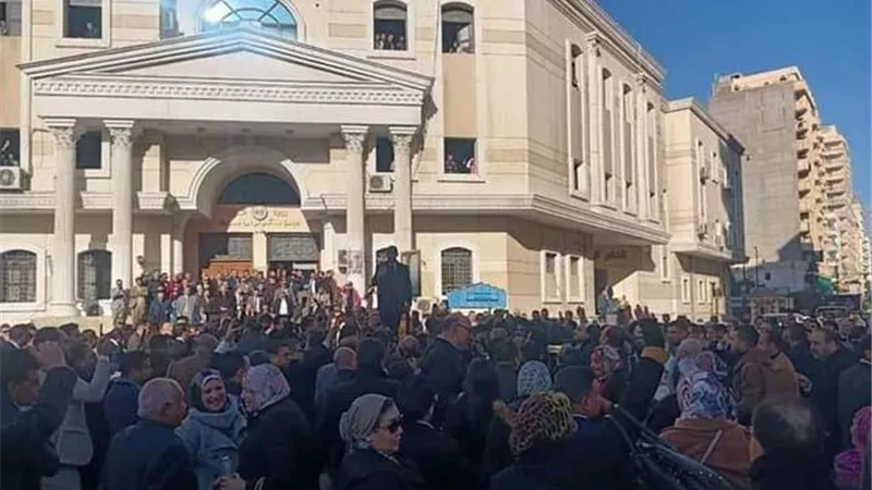 هل ترى أنه حكم عادل؟.. إليك القصة كاملة لواقعة محامي مطروح