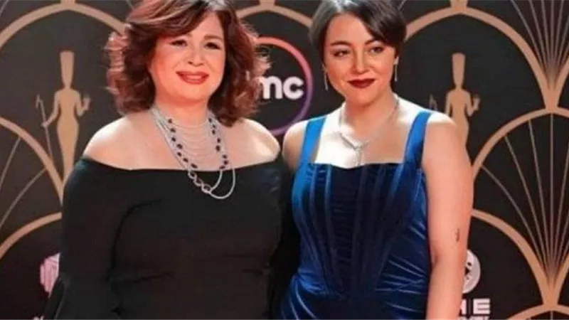 إلهام شاهين تُهنئ ابنة شقيقتها إلهام صفي الدين: حبيبتي لولو مبروك جائزة إنرجي