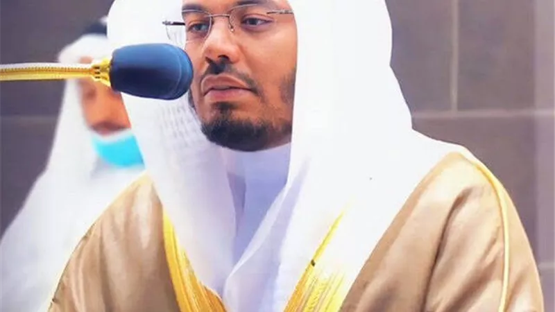 رئاسة الحرمين تحسم الجدل حول إعفاء الشيخ الدوسري من إمامه المسجد الحرام
