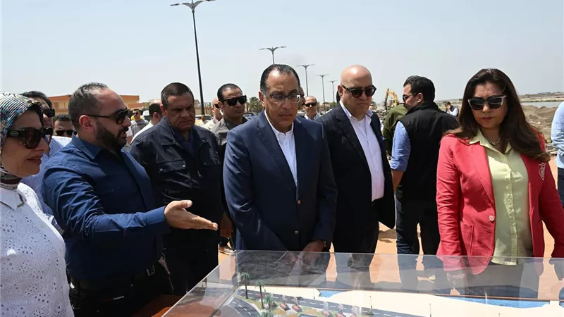 رئيس الوزراء: ميناء دمياط يتضمن بضائع للتصدير لكل دول العالم