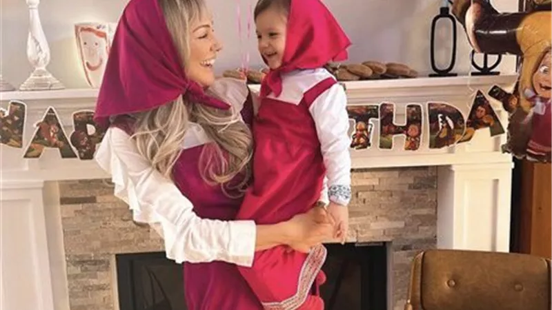 مريم أوزرلي تحتفل بعيد ميلاد ابنتها ليلي.. صور