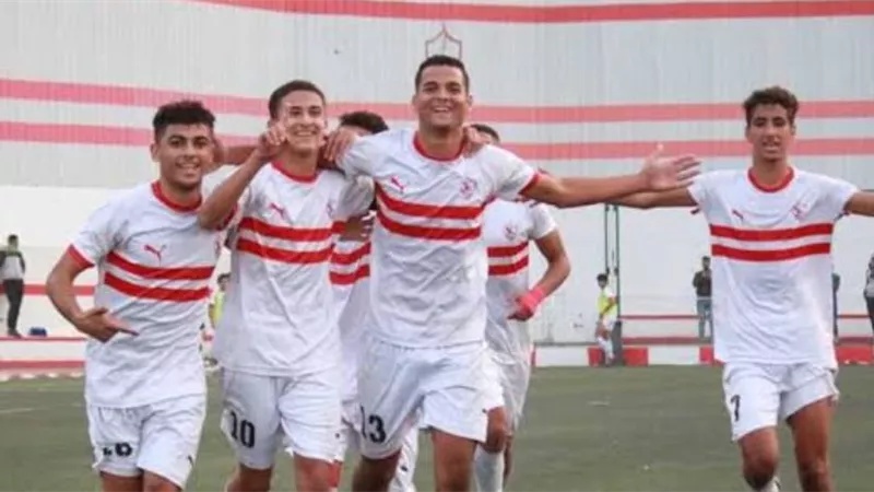 تصعيد ثنائي للفريق الأول بفرمان من معتمد جمال