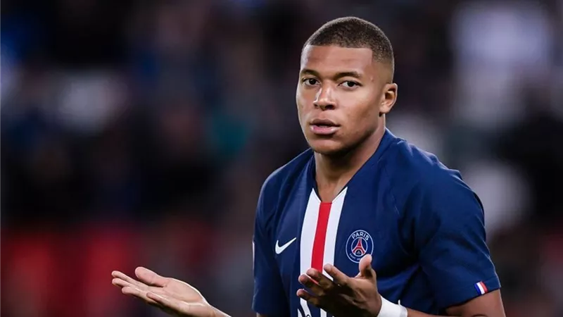 رسمياً.. ريال مدريد يعلن التعاقد مع كيليان مبابي حتى 2029
