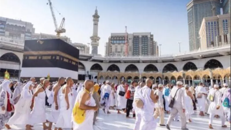 طواف الوداع.. الحجاج المتعجلين ينتهون من رمي الجمرات