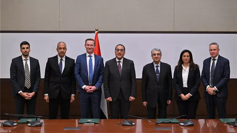 رحمي: تفعيل آليات التعاون مع محافظة الغربية لإنشاء مصانع جديدة وتطوير القرى المنتجة