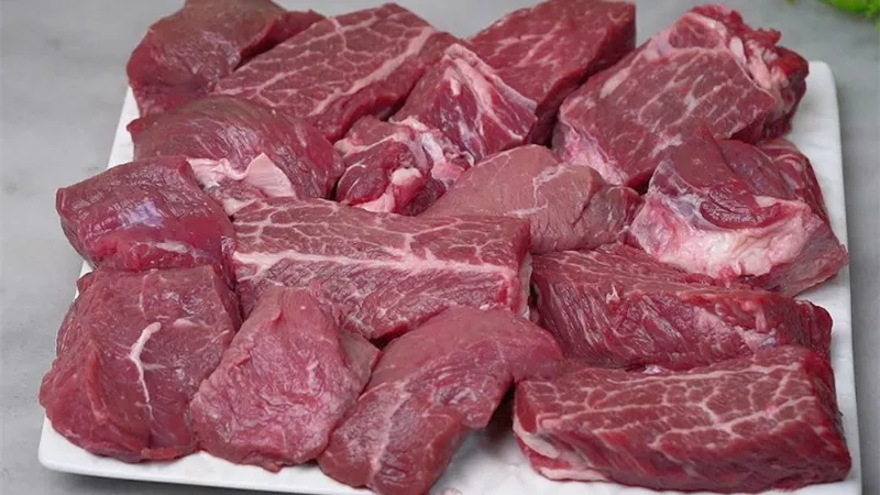 قبل عيد الأضحى.. عقوبة التلاعب بأسعار اللحوم