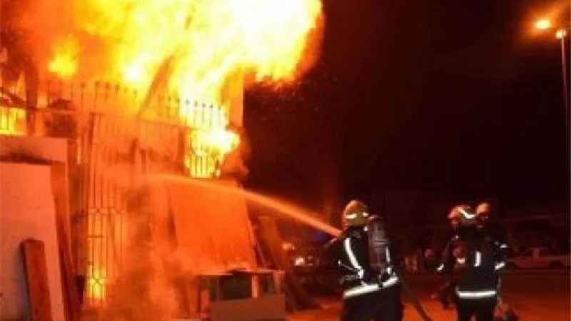 نشوب حريق هائل داخل عقار بمنطقة الصف فى الجيزة