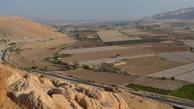 تعرض فلسطينية لإطلاق نار بالقرب من حاجز بالأغوار