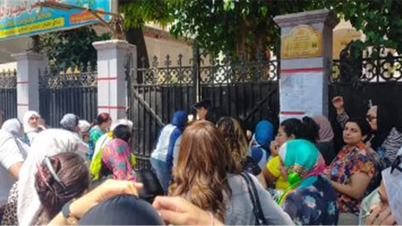 أحسن من الكيمياء..طلاب عن امتحان الفيزياء: فى مستوى الطالب المتوسط 