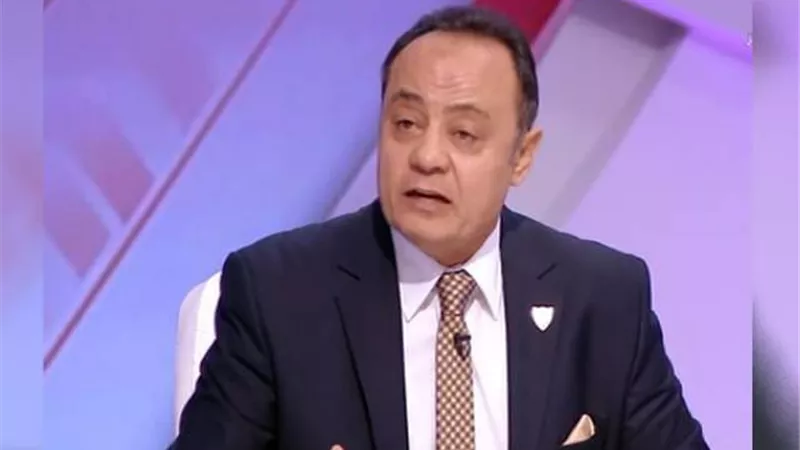 طارق يحيي: أنا لو مدرب الزمالك هدوس على الأهلي.. وهذا اللاعب نقطة ضعف الأحمر