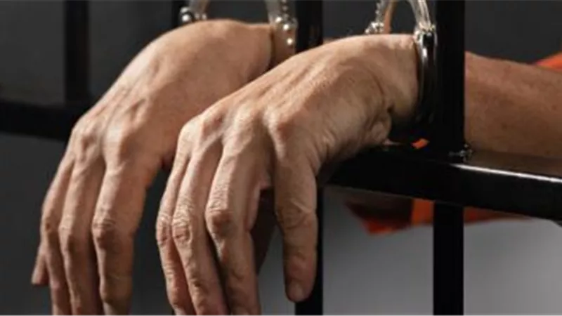 قتلها ودفنها بالصحراء.. القبض على متهم بقتل زوجته بـ 6 أكتوبر