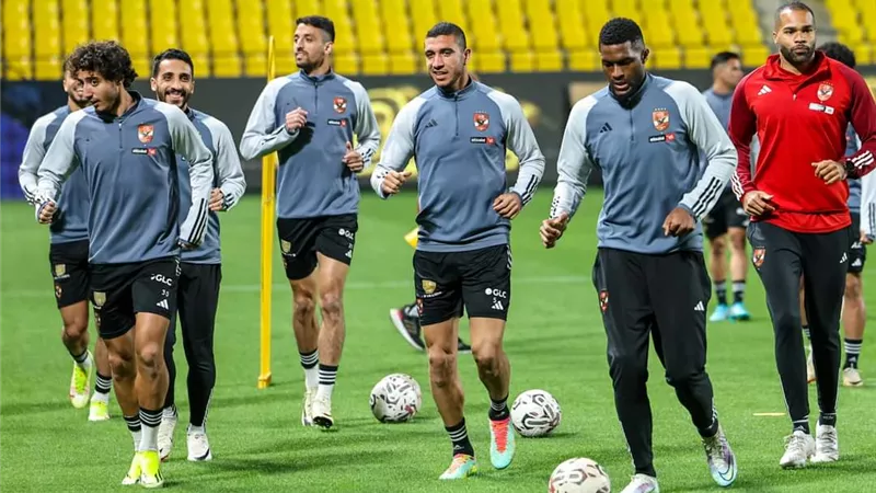 الإصابات تُضرب الأهلي قبل لقاء الزمالك في نهائي كأس مصر
