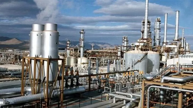 توقيع عقد مشروع 