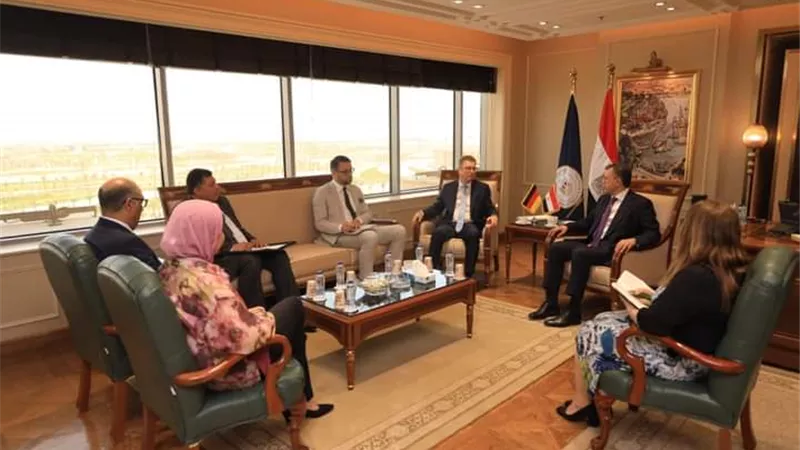 وزير السياحة والآثار يبحث تعزيز آليات التعاون السياحي مع ألمانيا