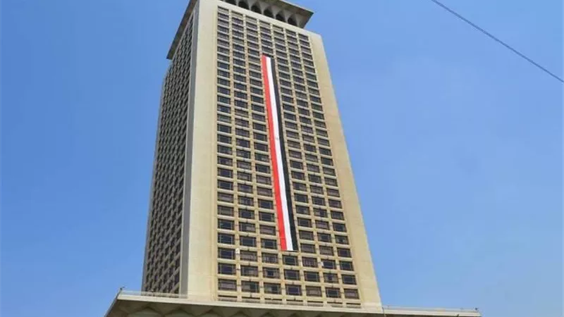 مصر تُعرب عن قلقها إزاء تصاعد العمليات العسكرية في منطقة البحر الأحمر